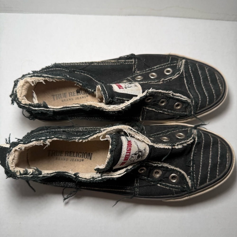 True Religion Shoes 7 - Picture 5 of 8